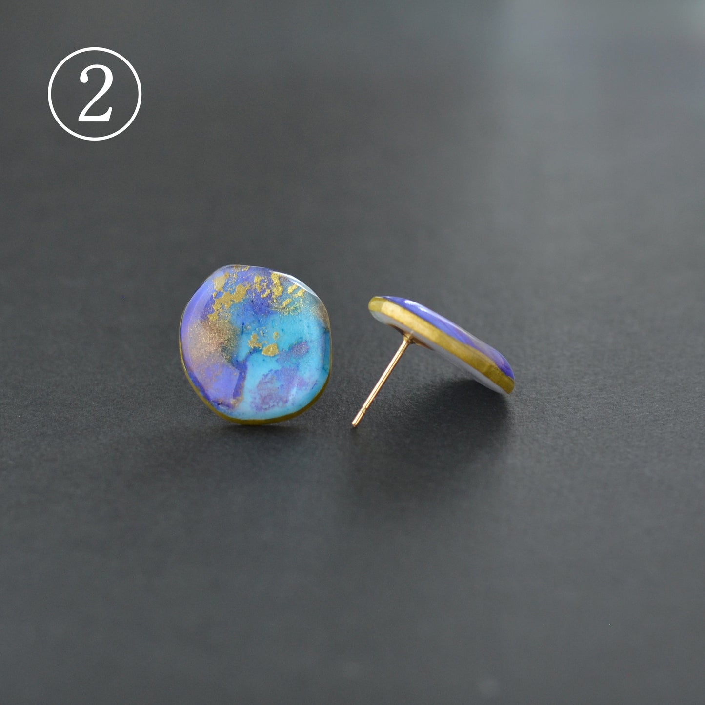 Fluid Art Stud Earrings– Echo