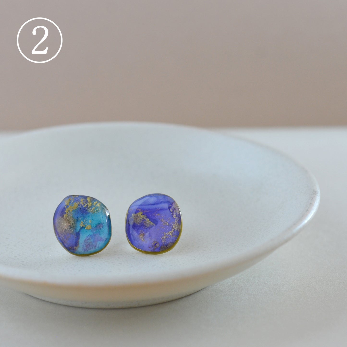 Fluid Art Stud Earrings– Echo