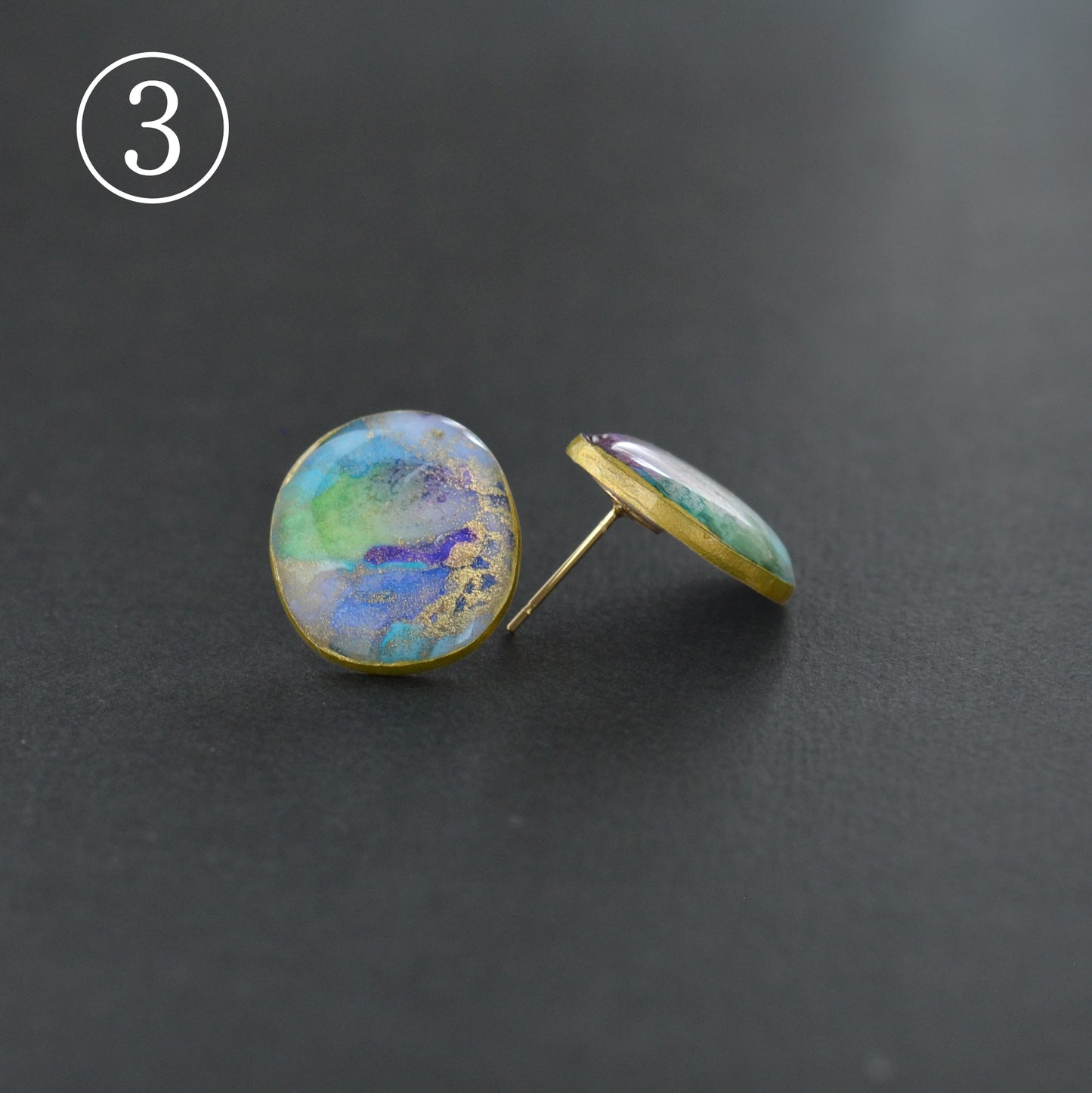Fluid Art Stud Earrings– Echo