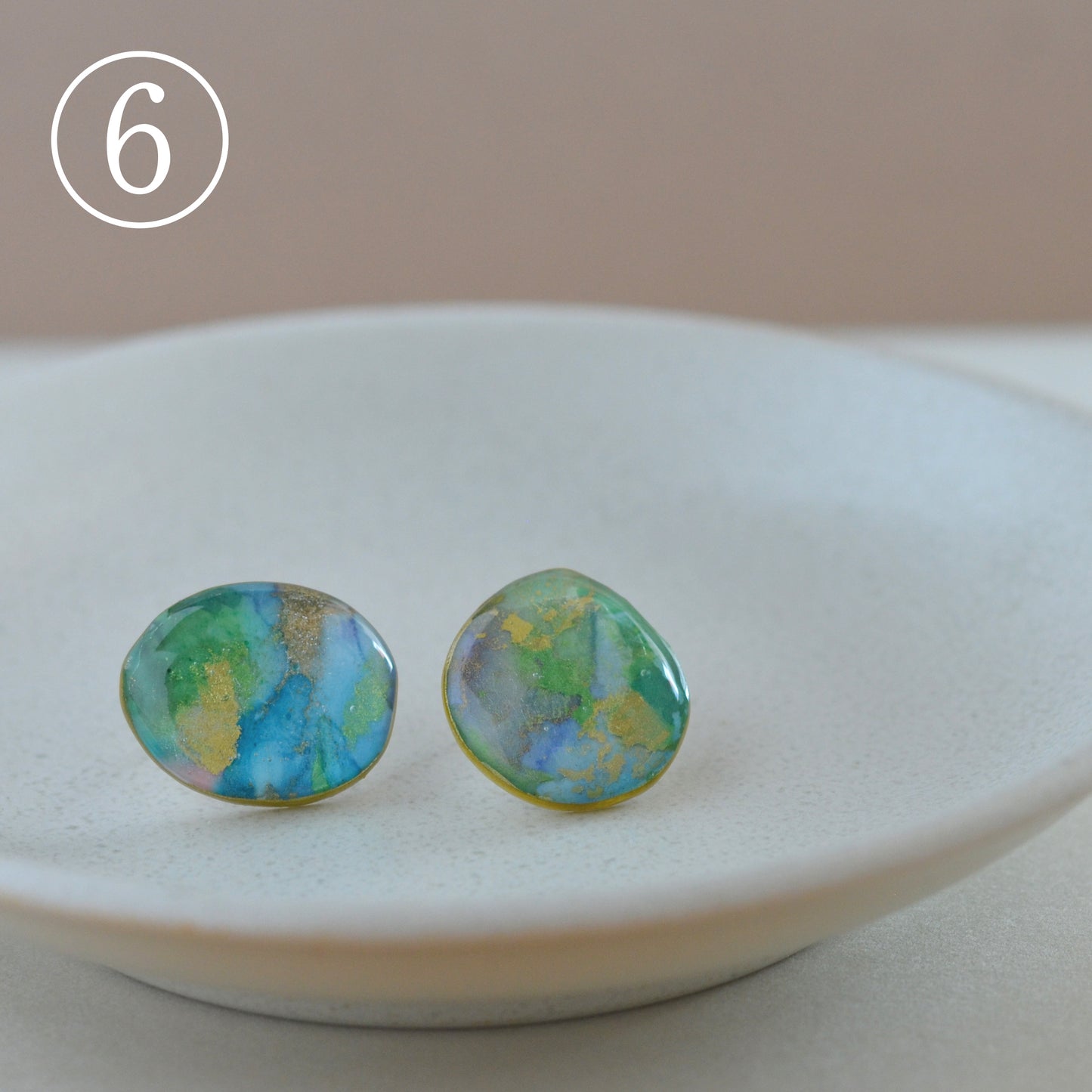 Fluid Art Stud Earrings– Echo