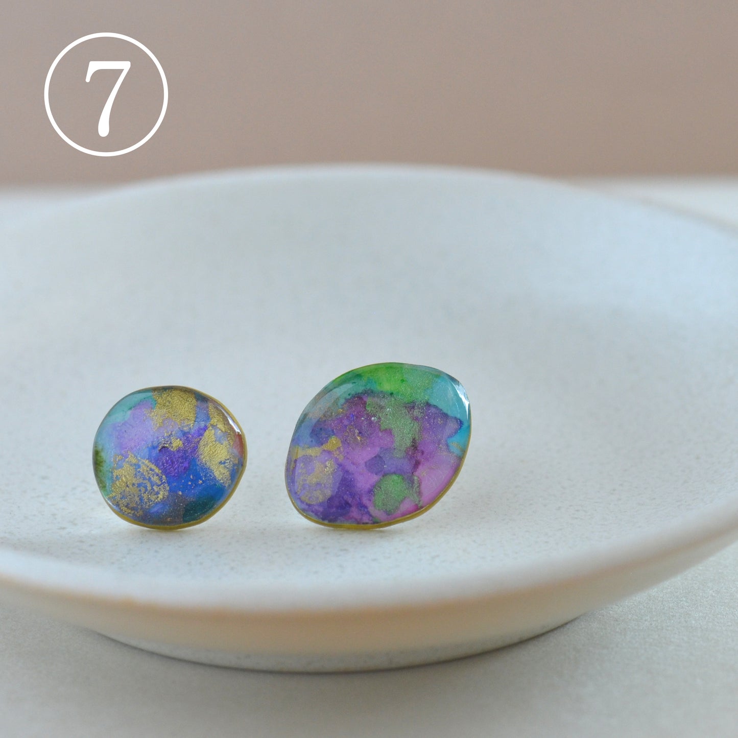 Fluid Art Stud Earrings– Echo